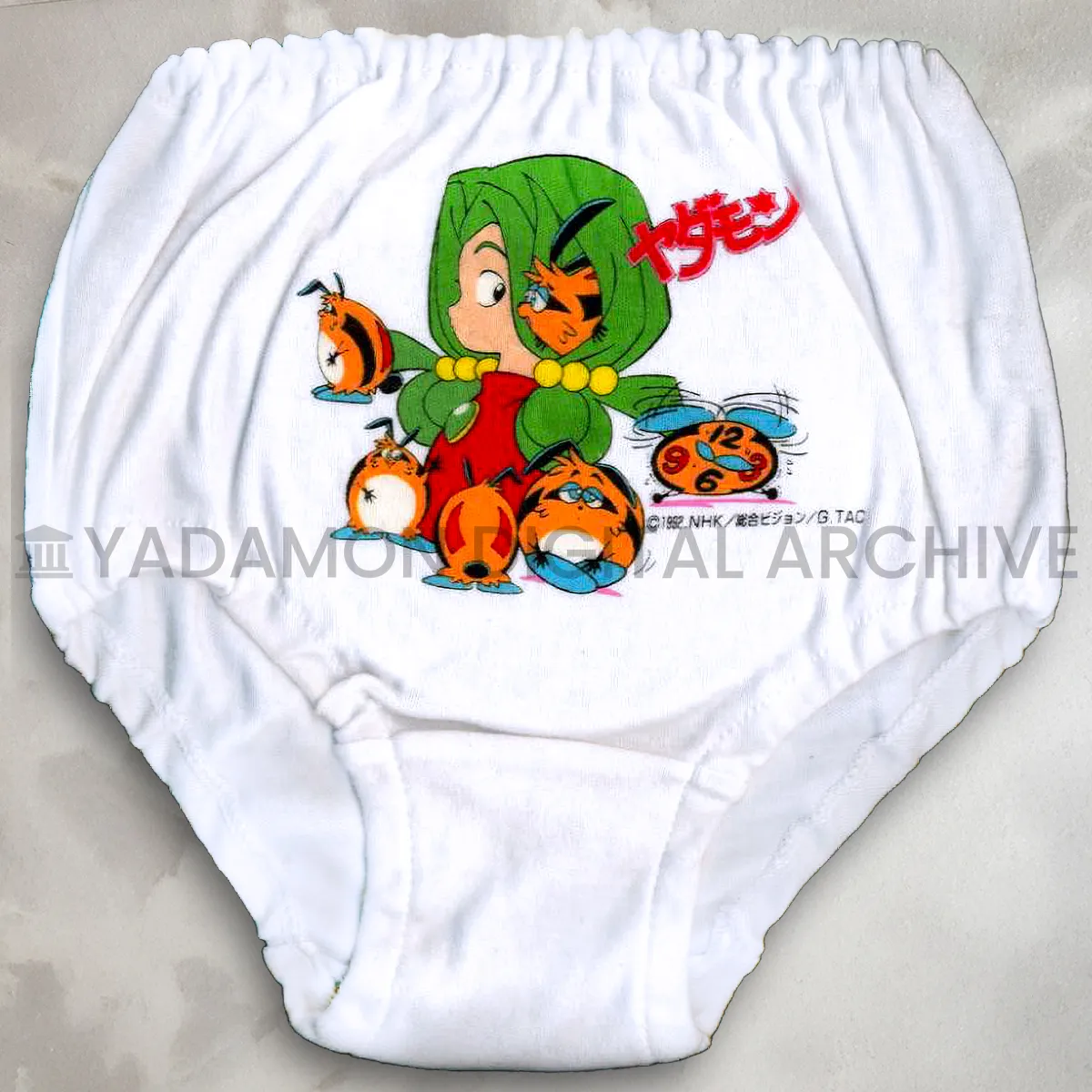 非正規品ジュニアショーツ。配色が公式と異なる。A junior-size underwear with Yadamon print. Unlicensed. The characters colour scheme inconsistent